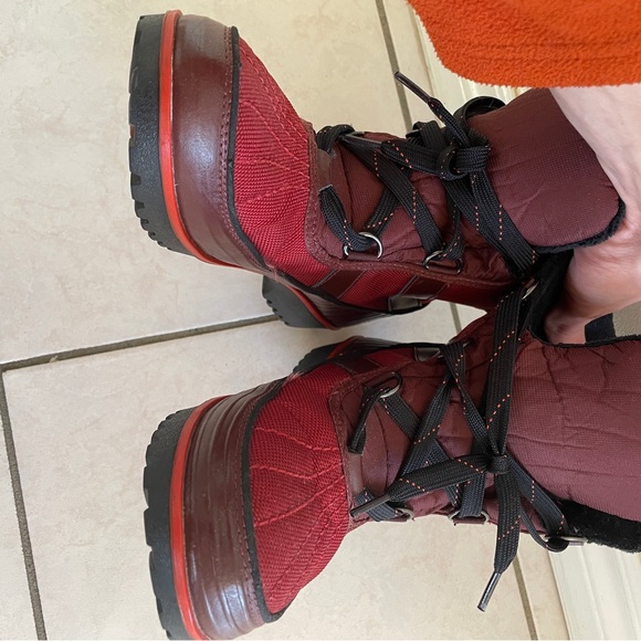 Sorel Tivoli Women’s Winter Boots waterproof red mid-cut, size 10 US 41 EU - Picture 10 of 10